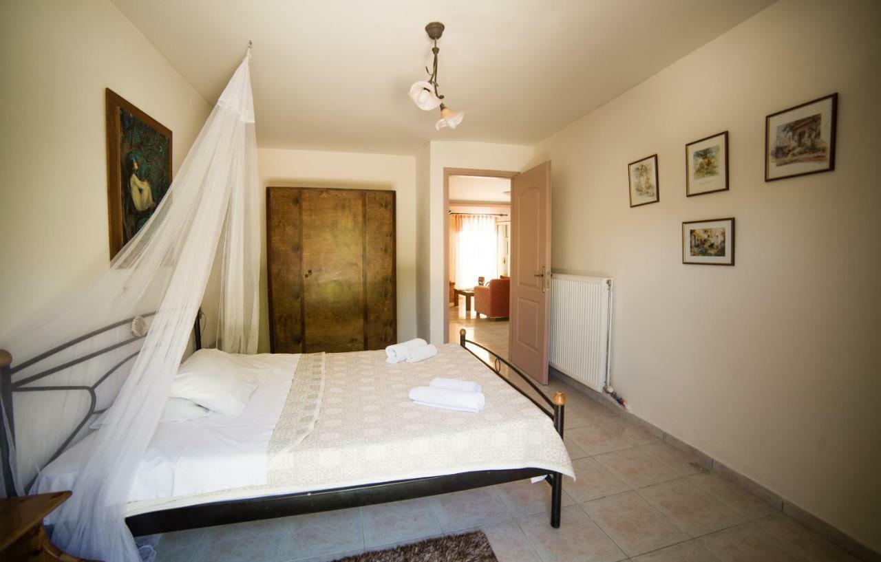 Villa Eleana Angouselianá Esterno foto